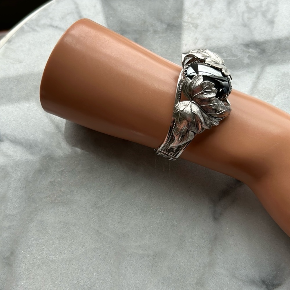 Whiting and Davis vintage silver plated hinged bracelet hematite cabochon stone - Picture 5 of 15